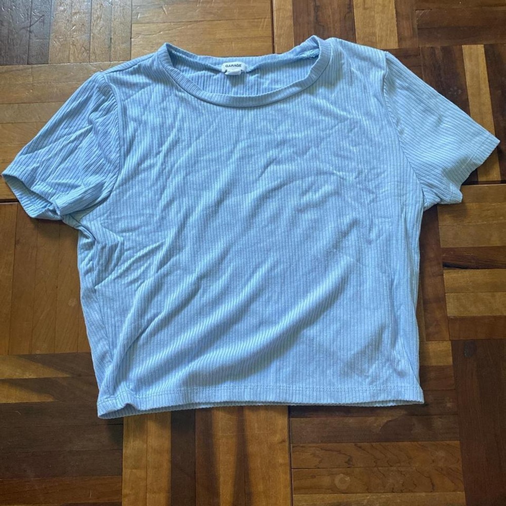 Medium garage blue crop top